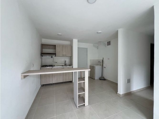 Apartamento de 3 alcobas en venta en Ub. La Giralda, Dosquebradas, 47 m² · foto 3 de 24