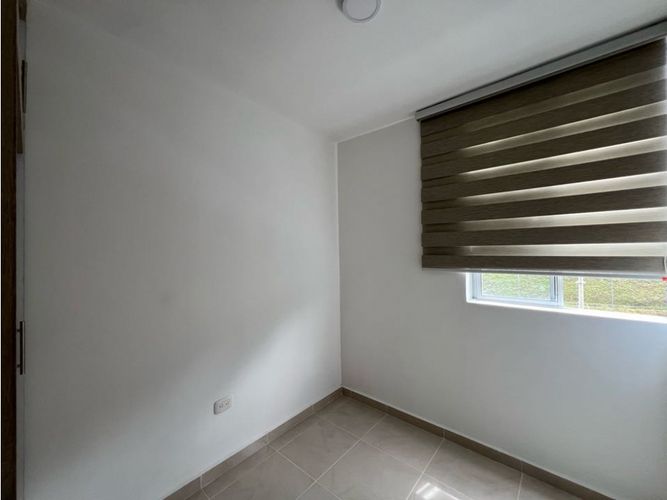 Apartamento de 3 alcobas en venta en Ub. La Giralda, Dosquebradas, 47 m² · foto 14 de 24