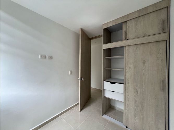 Apartamento de 3 alcobas en venta en Ub. La Giralda, Dosquebradas, 47 m² · foto 15 de 24