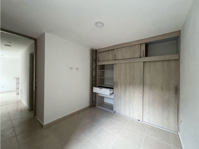 Apartamento de 3 alcobas en venta en Ub. La Giralda, Dosquebradas, 47 m² · foto 17 de 24