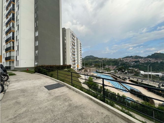 Apartamento de 3 alcobas en venta en Ub. La Giralda, Dosquebradas, 47 m² · foto 21 de 24