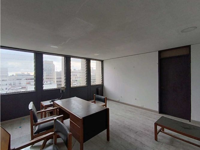 Oficina en arriendo en El Centro, Manizales, 23 m² · foto 2 de 14