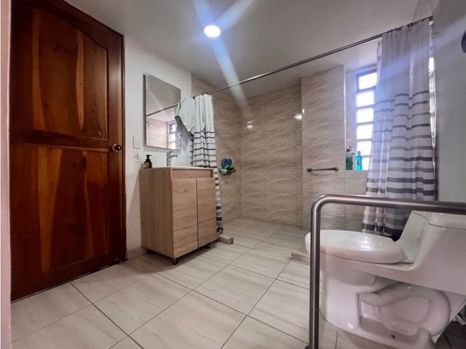 Edificio en venta en El Centro, Manizales, 458 m² · foto 6 de 24