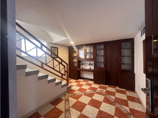 Edificio en venta en El Centro, Manizales, 458 m² · foto 12 de 24