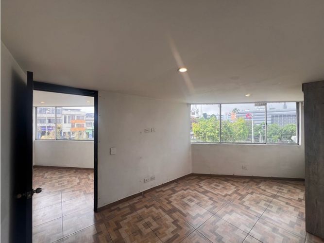 Edificio en venta en El Centro, Manizales, 458 m² · foto 20 de 24