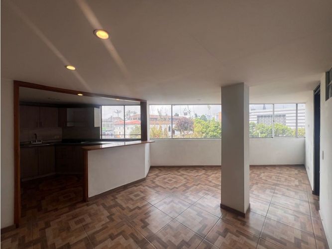 Edificio en venta en El Centro, Manizales, 458 m² · foto 23 de 24