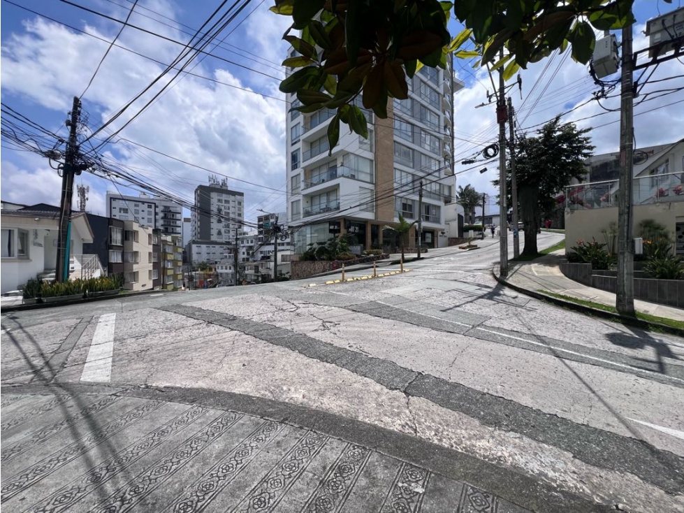 Casa en venta en La Camelia, Manizales · foto 2 de 9