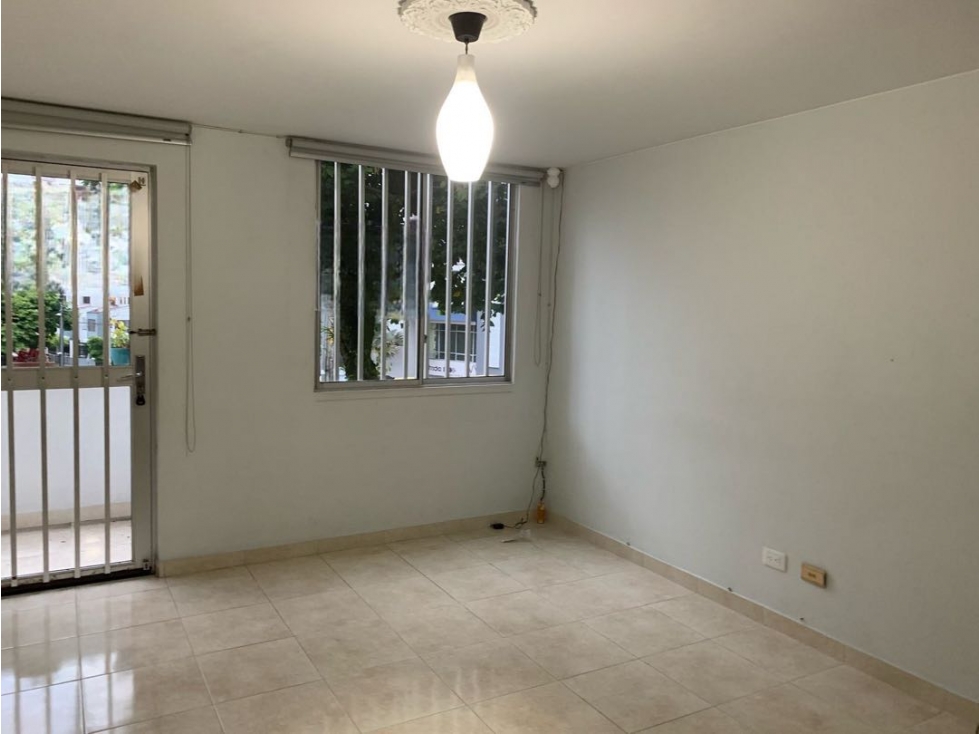 Apartamento en venta en San Jose Sur, Dosquebradas · foto 2 de 11