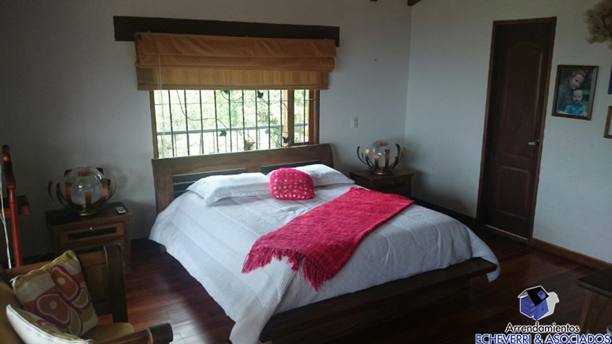 Casa de 5 alcobas en venta en El Salado, Envigado · foto 17 de 21