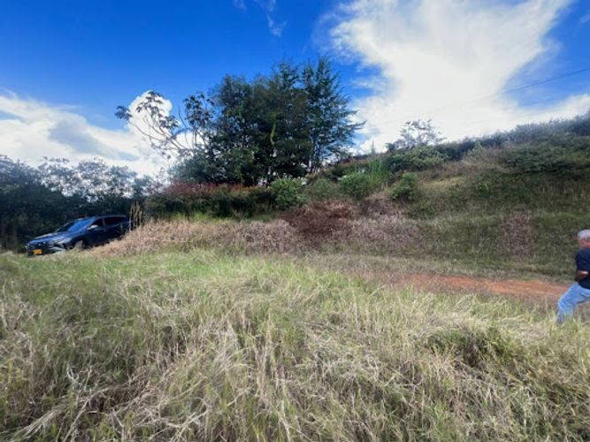 Lote en venta en Rionegro, 2534 m² · foto 7 de 12