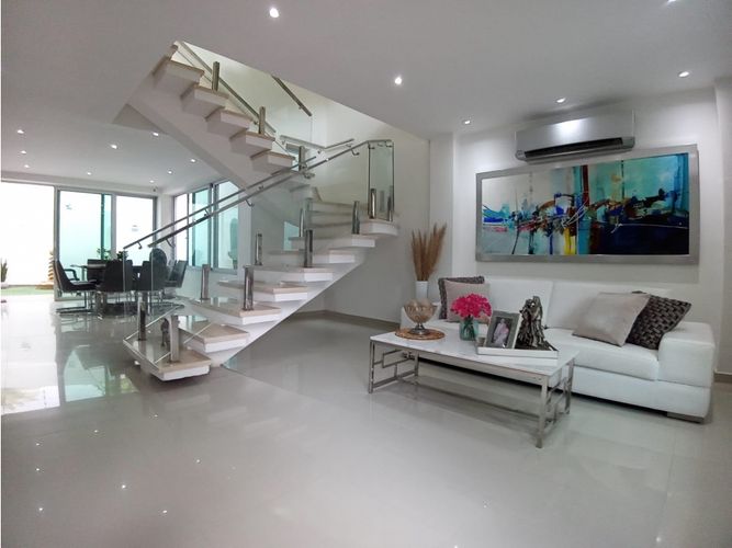 Casa de 5 alcobas en venta en Rural, Puerto Colombia, 322 m² · foto 2 de 24