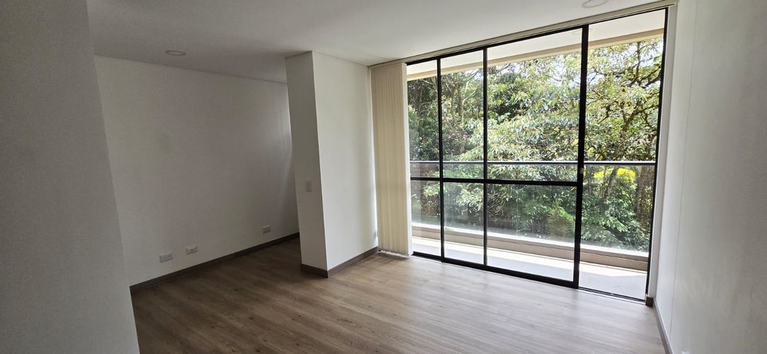 Apartamento de 1 alcoba en venta en El Retiro, 65 m² · foto 2 de 18
