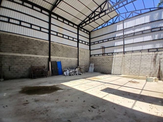 Bodega en arriendo en Machado, Copacabana, 325 m² · foto 3 de 6