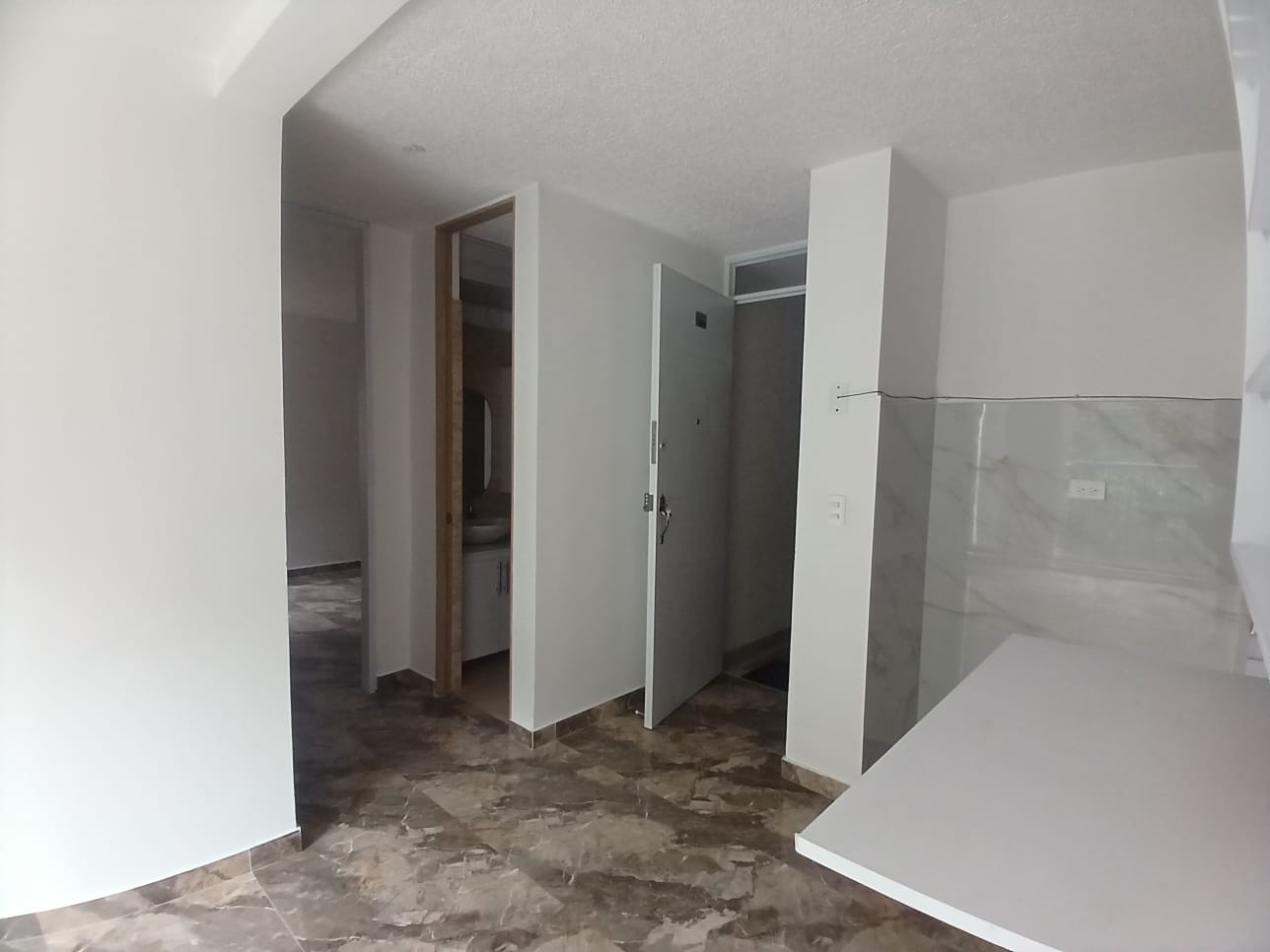 Apartamento en venta en El Dorado, Pereira · foto 9 de 12