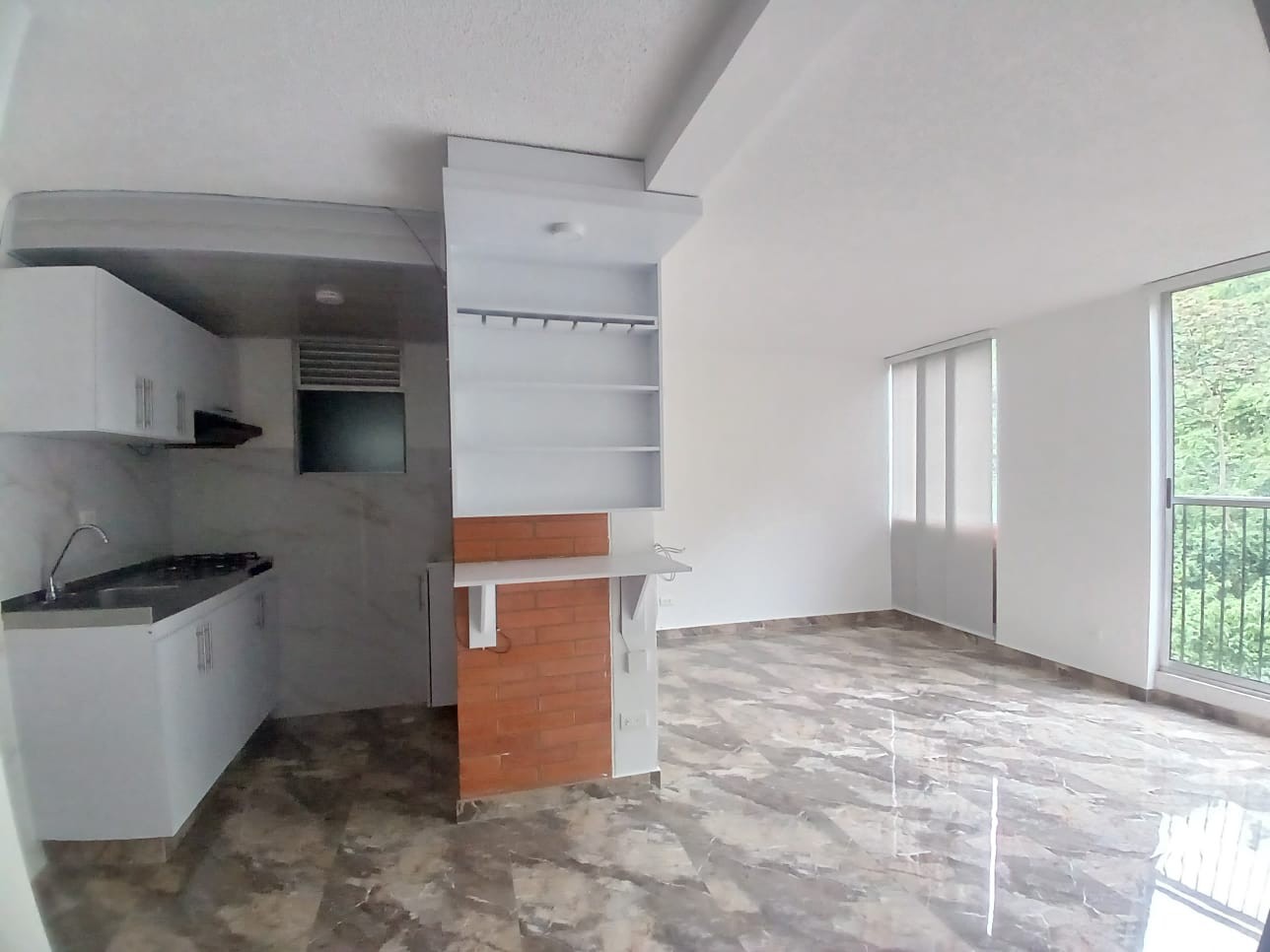 Apartamento en venta en El Dorado, Pereira · foto 4 de 12