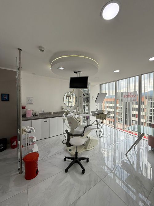 Consultorio en venta en Cc Fontanar, Chía, 31 m² · foto 2 de 9