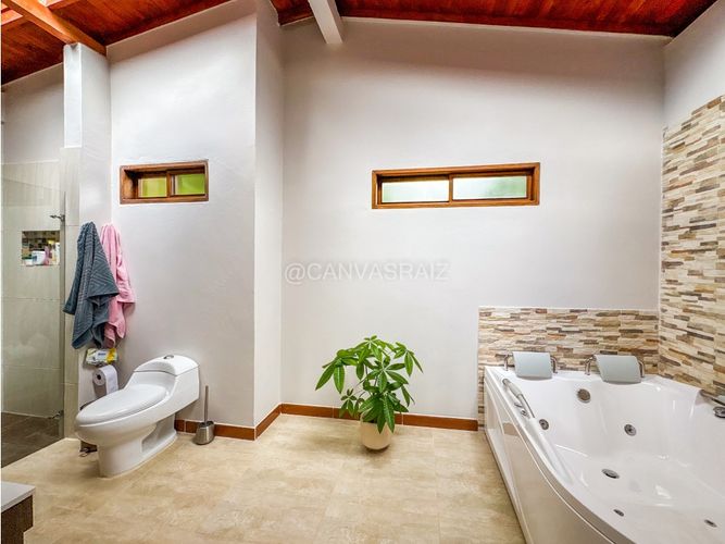 Finca en venta en La Mosquita, Guarne, 250 m² · foto 7 de 15