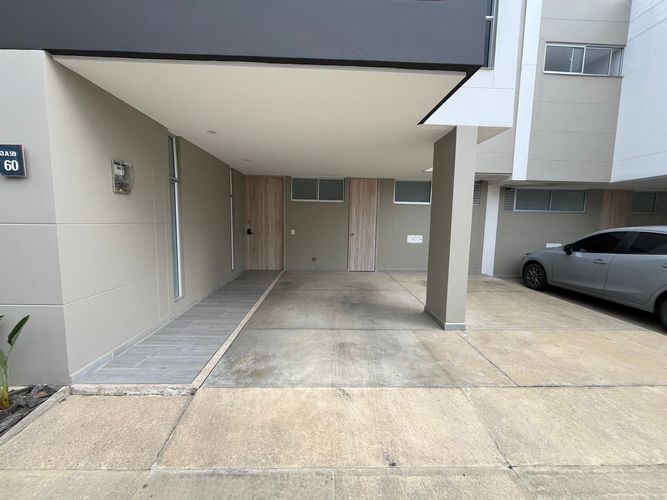 Casa de 3 alcobas en arriendo en Rionegro, 115 m² · foto 5 de 15