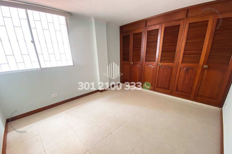 Apartamento de 4 alcobas en venta en Laureles, Medellín, 297 m² · foto 23 de 24