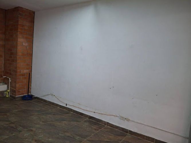 Local en venta en Boston, Medellín, 19 m² · foto 3 de 4
