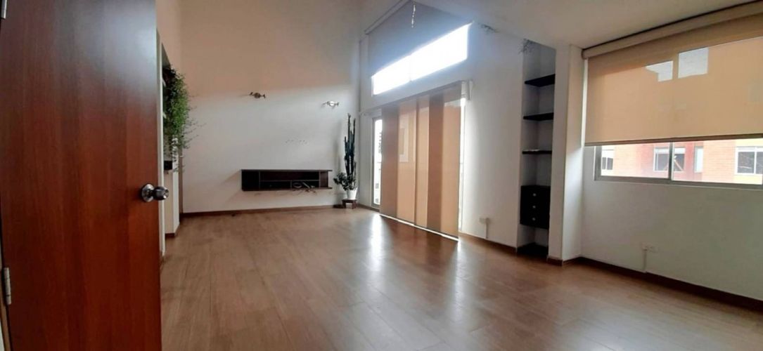 Apartamento de 3 alcobas en venta en La Aurora, Funza, 100 m² · foto 3 de 19