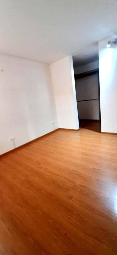 Apartamento de 3 alcobas en venta en La Aurora, Funza, 100 m² · foto 9 de 19