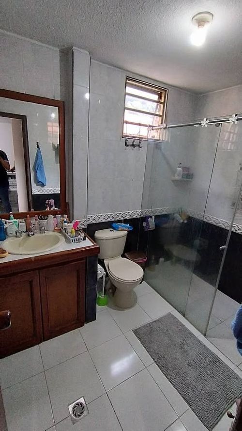 Casa de 5 alcobas en venta en San Joaquin, Cali, 300 m² · foto 16 de 19