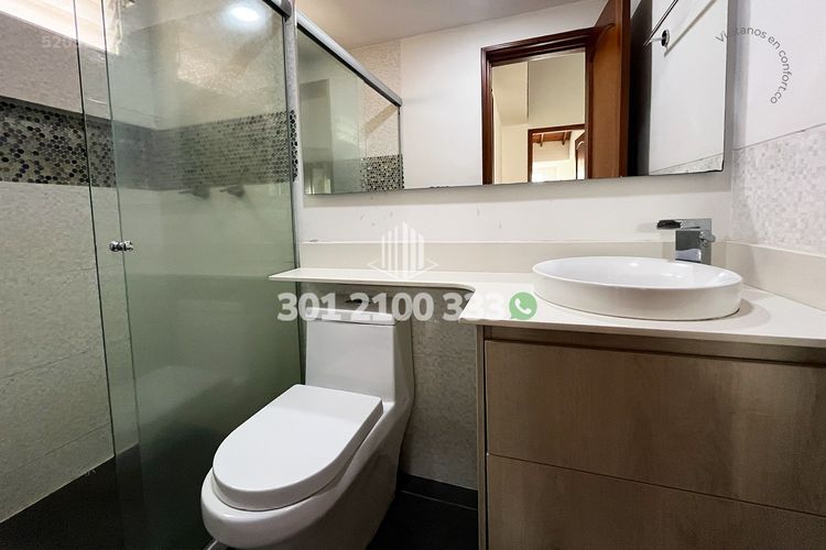Casa de 3 alcobas en arriendo en Las Brujas, Envigado, 235 m² · foto 17 de 24