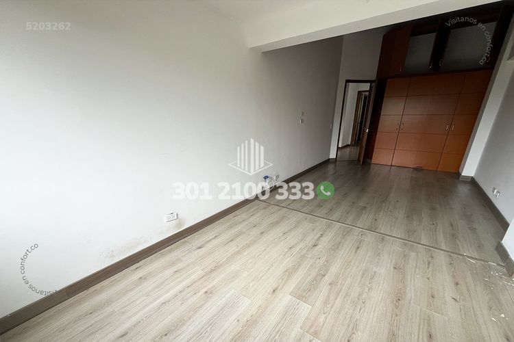Casa de 3 alcobas en arriendo en Las Brujas, Envigado, 235 m² · foto 20 de 24