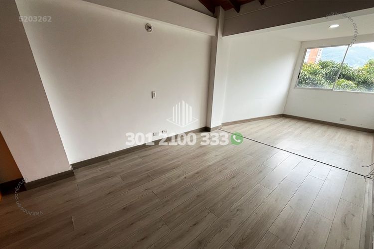 Casa de 3 alcobas en arriendo en Las Brujas, Envigado, 235 m² · foto 23 de 24