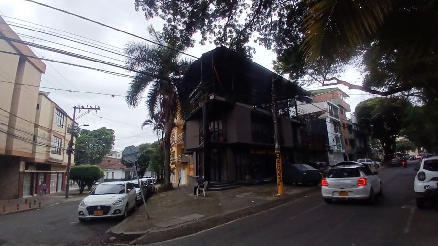 Edificio en venta en San Fernando Nuevo, Cali, 400 m² · foto 2 de 24