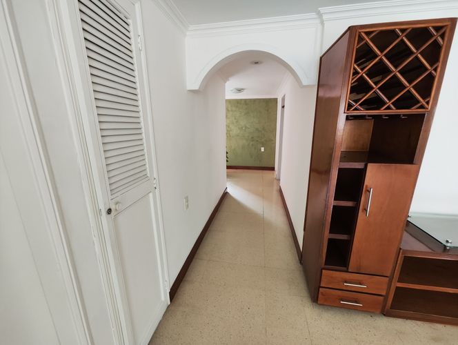 Apartamento de 3 alcobas en arriendo en Laureles, Medellín, 150 m² · foto 6 de 20