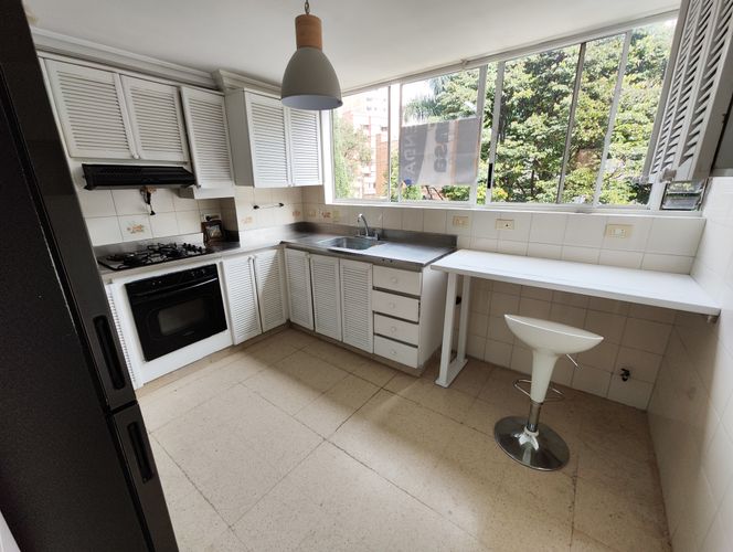 Apartamento de 3 alcobas en arriendo en Laureles, Medellín, 150 m² · foto 8 de 20