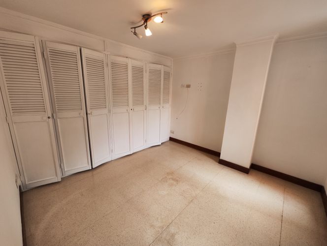Apartamento de 3 alcobas en arriendo en Laureles, Medellín, 150 m² · foto 14 de 20