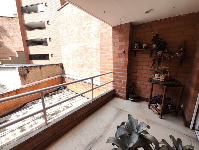 Apartamento de 3 alcobas en arriendo en Laureles, Medellín, 150 m² · foto 18 de 20