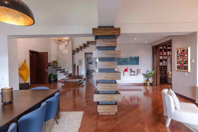 Apartamento de 4 alcobas en venta en Cerros De Los Alpes, Bogotá, 430 m² · foto 3 de 19