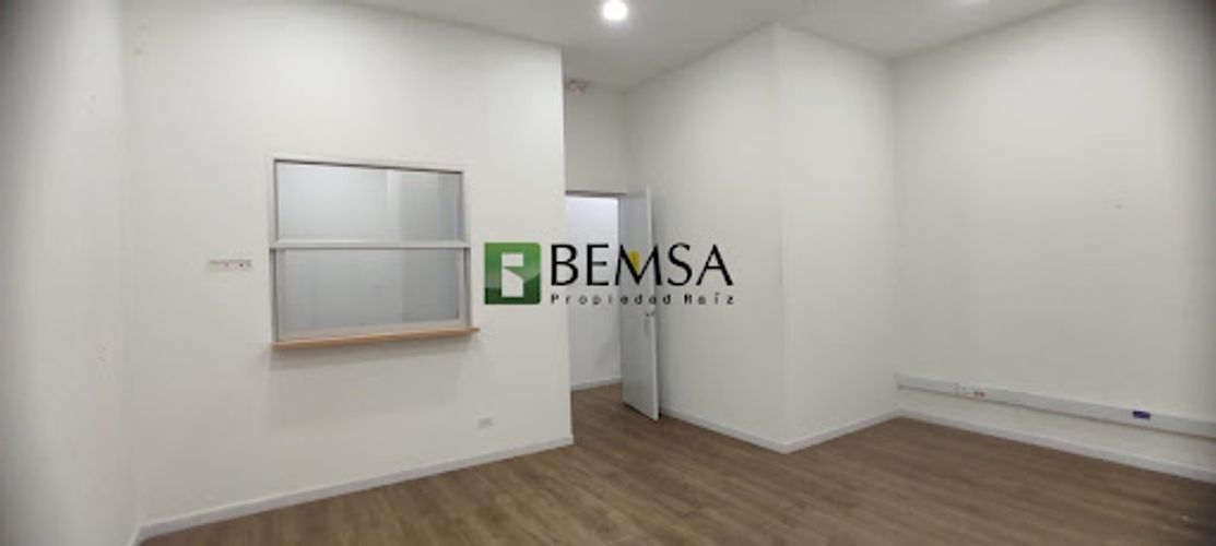 Local en arriendo en Boston, Medellín, 101 m² · foto 3 de 10