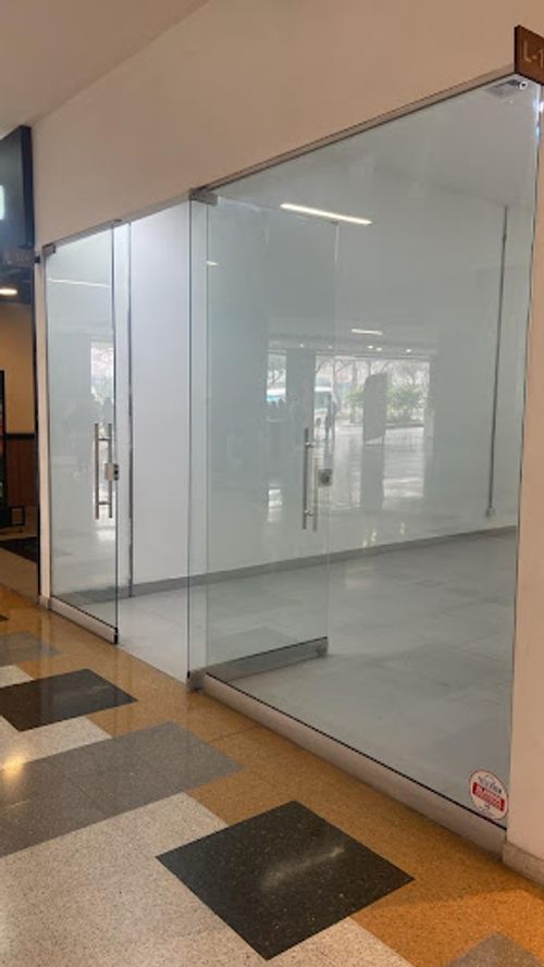 Local en arriendo en Sevilla, Medellín, 21 m² · foto 2 de 9