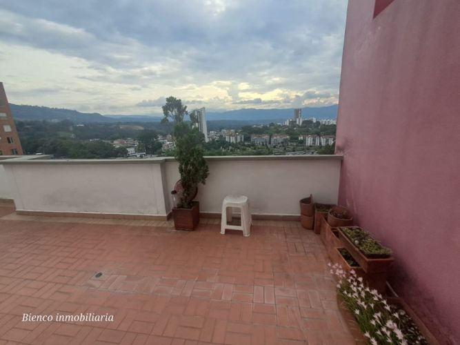 Apartamento de 4 alcobas en venta en Maria Paz, Bucaramanga, 149 m² · foto 8 de 17