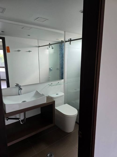 Apartamento de 3 alcobas en venta en Castropol, Medellín, 150 m² · foto 19 de 20