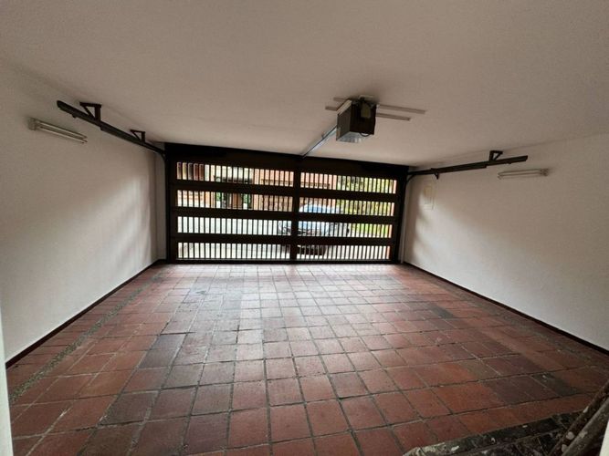 Casa de 4 alcobas en venta en Altos Del Poblado, Medellín, 275 m² · foto 13 de 14