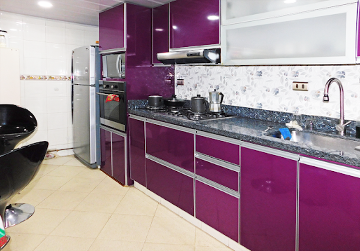 Casa de 7 alcobas en venta en Polo Club, Bogotá, 233 m² · foto 7 de 24