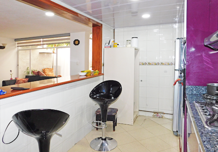 Casa de 7 alcobas en venta en Polo Club, Bogotá, 233 m² · foto 9 de 24