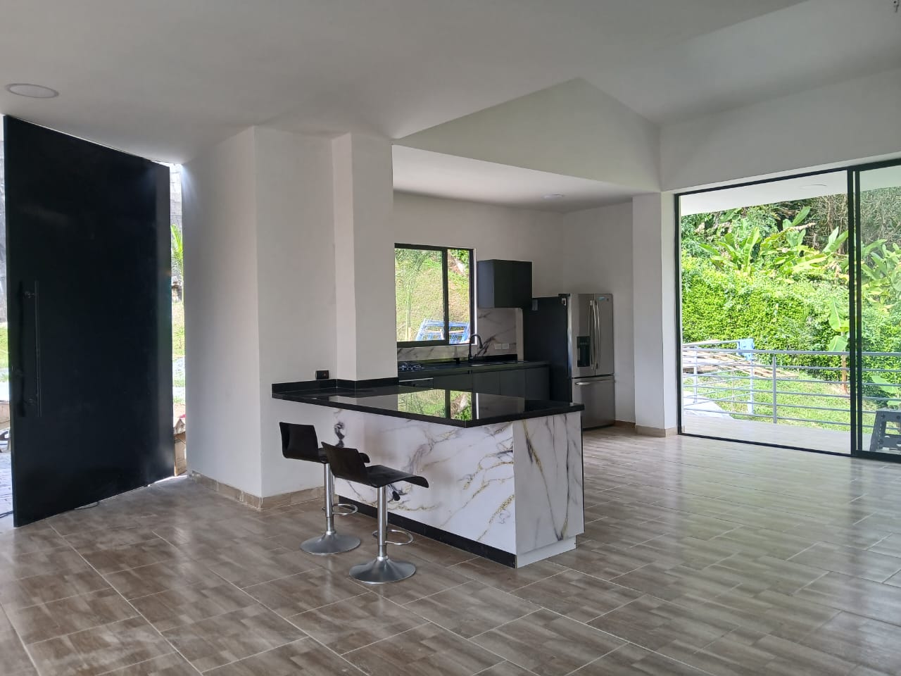 Casa en venta en San Bernardo Del Viento, Manizales · foto 3 de 11