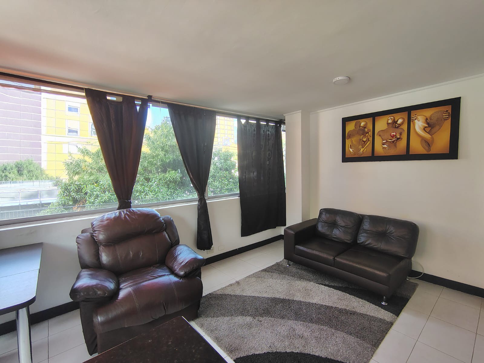 Apartamento en venta en El Poblado, Medellín 2