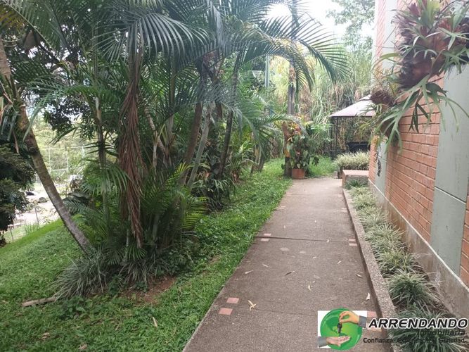 Casa de 3 alcobas en venta en Rodeo Alto, Medellín, 125 m² · foto 3 de 19