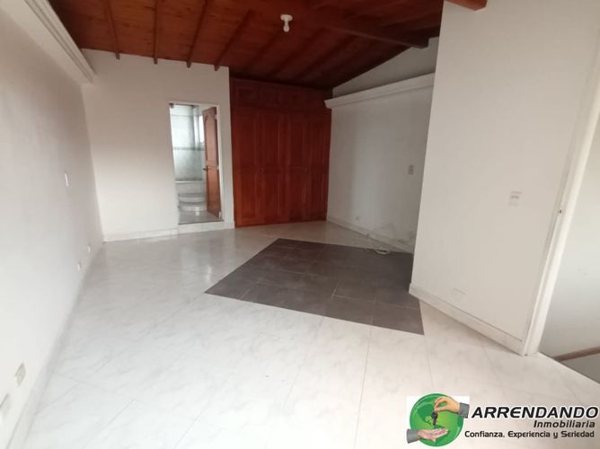 Casa de 3 alcobas en venta en Rodeo Alto, Medellín, 125 m² · foto 9 de 19