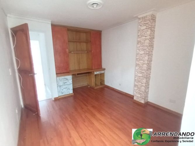 Casa de 3 alcobas en venta en Rodeo Alto, Medellín, 125 m² · foto 12 de 19