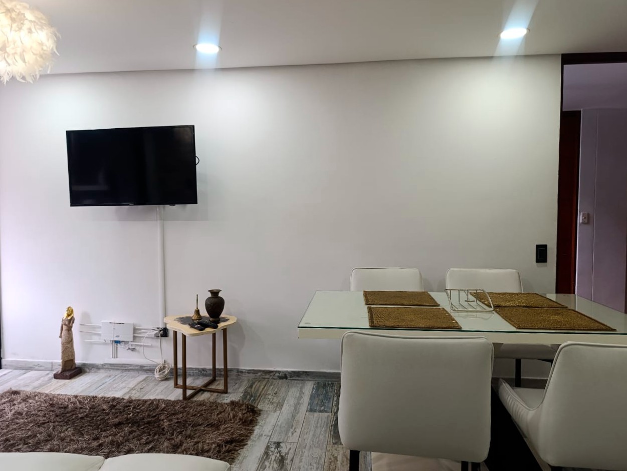 Apartamento en venta en El Poblado, Medellín · foto 5 de 18