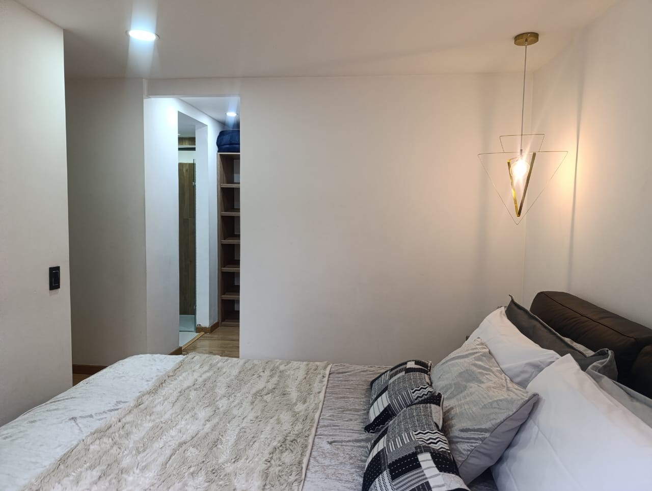Apartamento en venta en El Poblado, Medellín · foto 11 de 18
